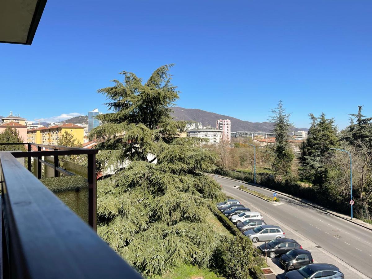 Accogliente Trilocale A Appartement Brescia